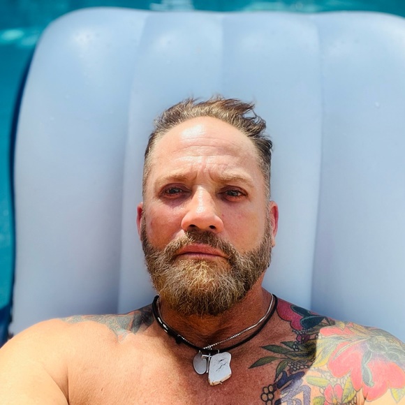 Meet your Posher, Christopher - Picture 4 of 11